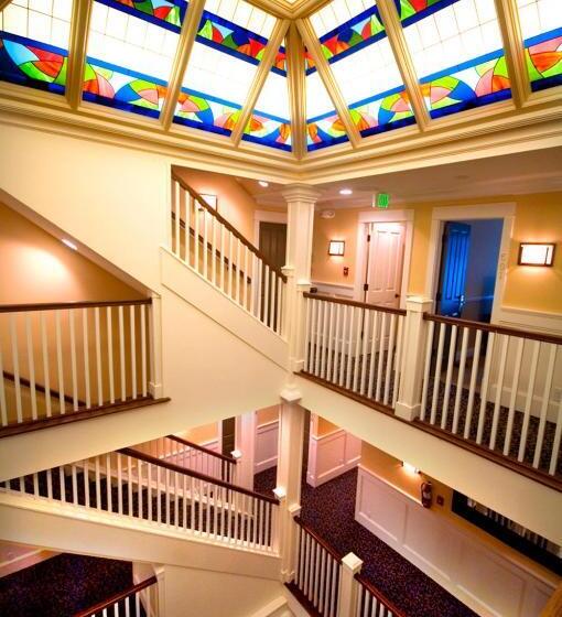 فندق Majestic Inn And Spa