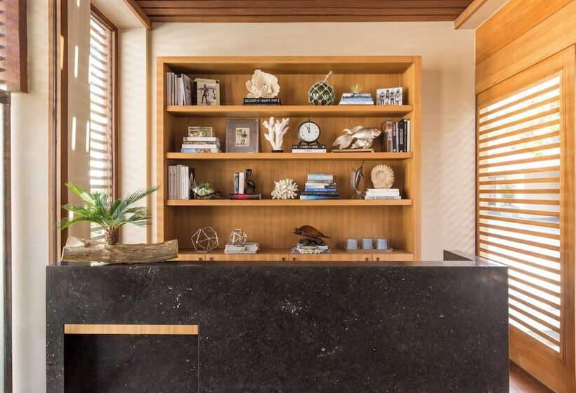 فندق Malibu Beach Inn