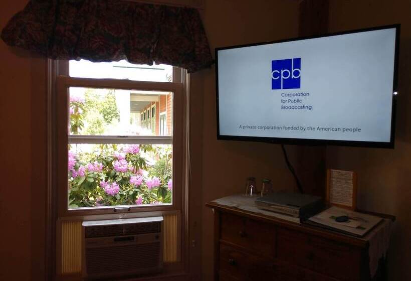 호텔 Maple Hill Farm Inn