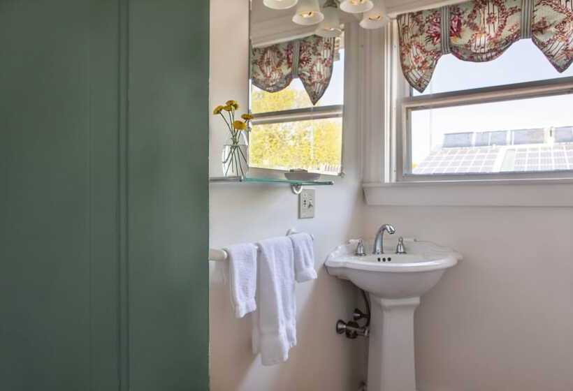 호텔 Maple Hill Farm Inn