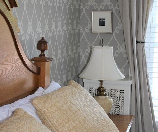 בית מלון כפרי Maplewood