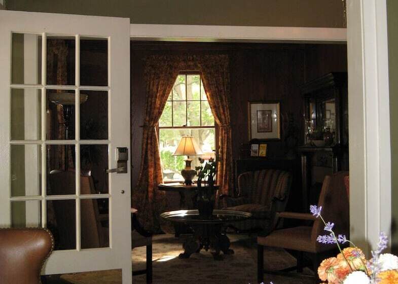 בית מלון כפרי Maplewood