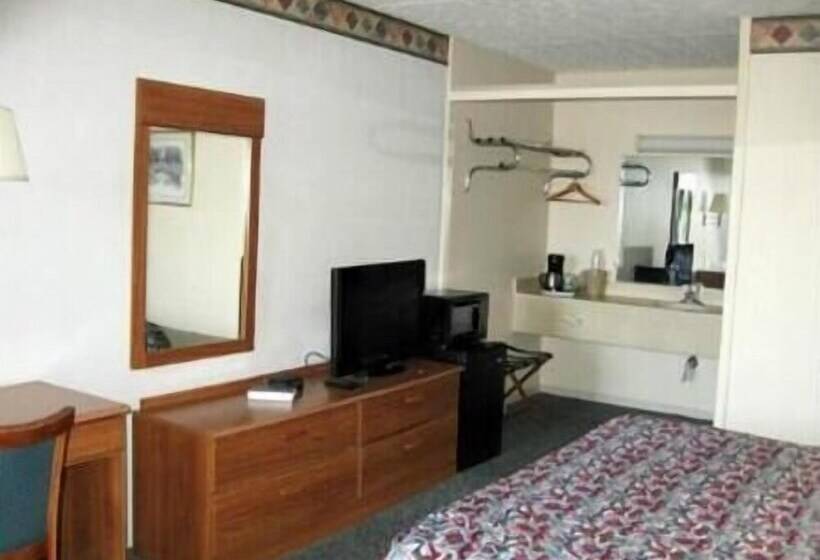 فندق Mariann Travel Inn Scottsburg