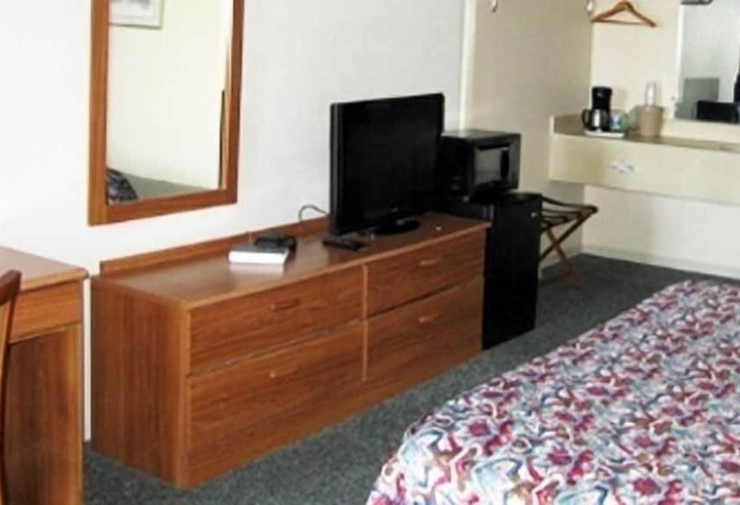 فندق Mariann Travel Inn Scottsburg