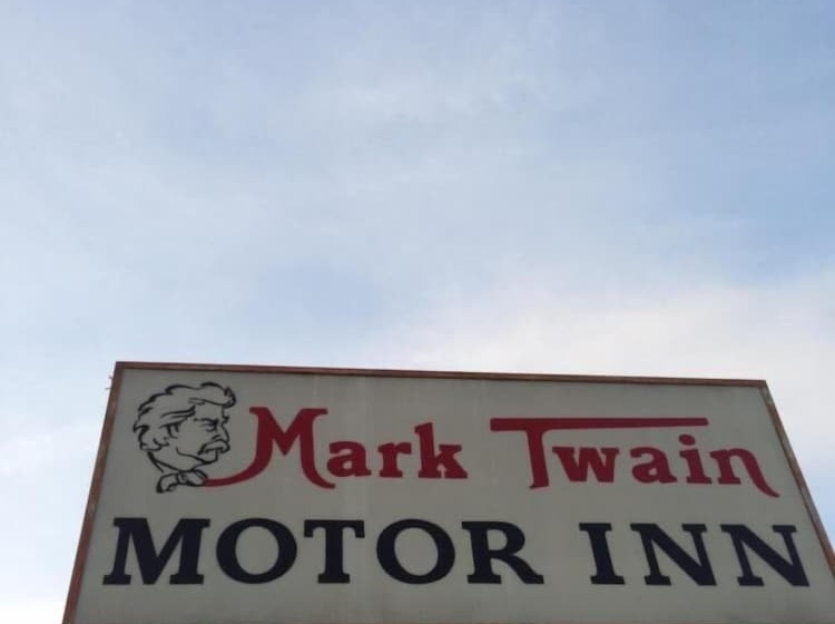 فندق Mark Twain Motor Inn