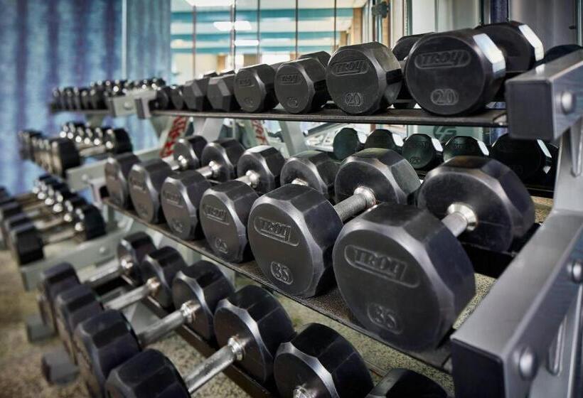 호텔 Marriott Cincinnati Northeast