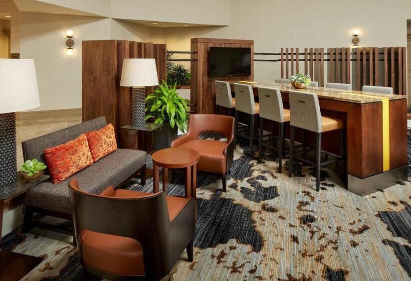 호텔 Marriott Cincinnati Northeast