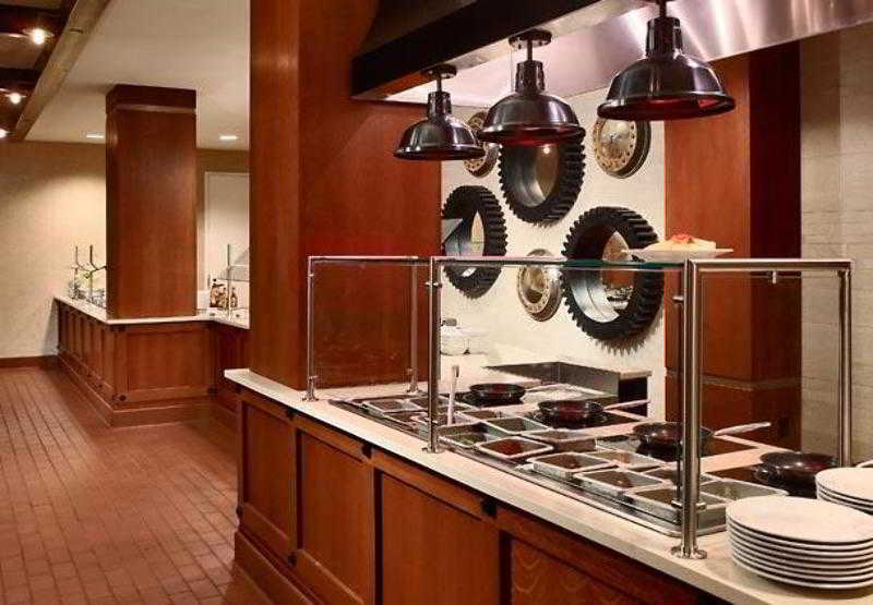 호텔 Marriott Louisville East