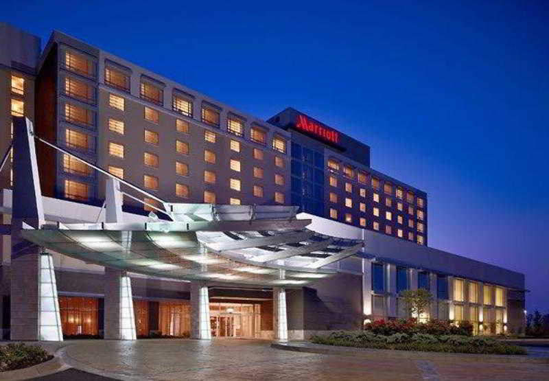 호텔 Marriott Louisville East