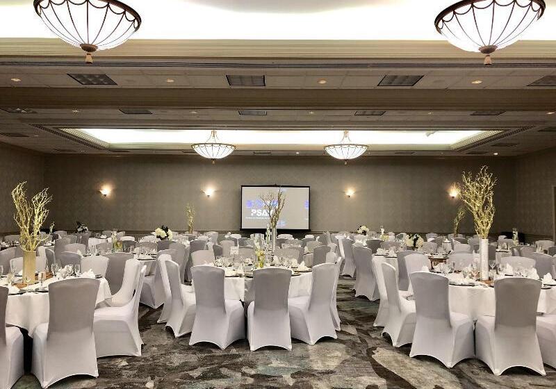 فندق Doubletree By Hilton Minneapolis Airport, Mn