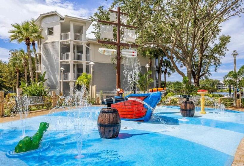 هتل Marriott's Cypress Harbour Villas