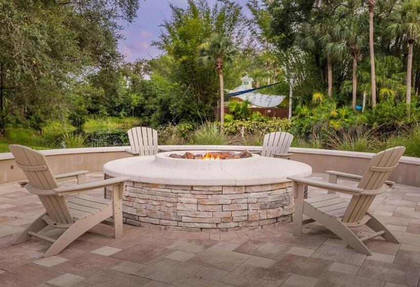 هتل Marriott's Cypress Harbour Villas