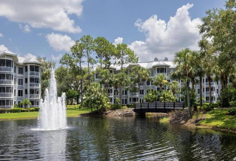 هتل Marriott's Cypress Harbour Villas