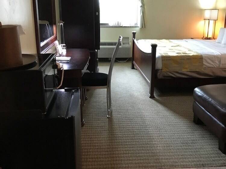 בית מלון כפרי Marvin S Garden Inn