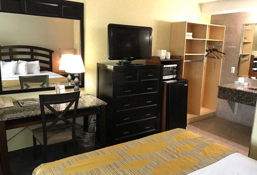 בית מלון כפרי Marvin S Garden Inn