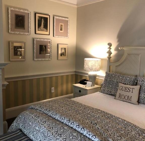 فندق Mary Prentiss Inn