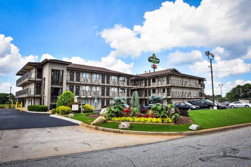 فندق Masters Inn Tucker