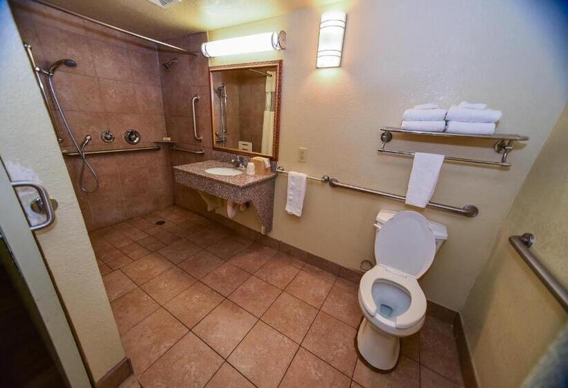 فندق Masters Inn Tucker