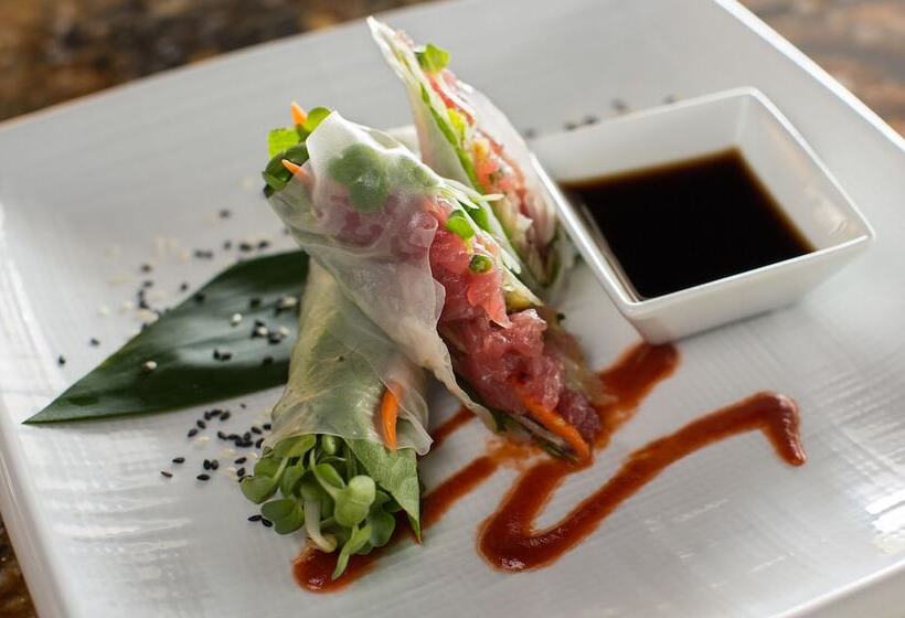 Отель Maui Coast