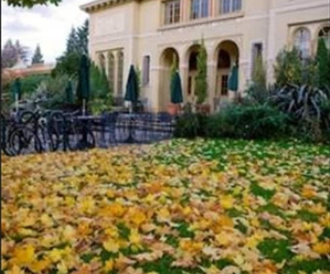 هتل Mcmenamins Kennedy School