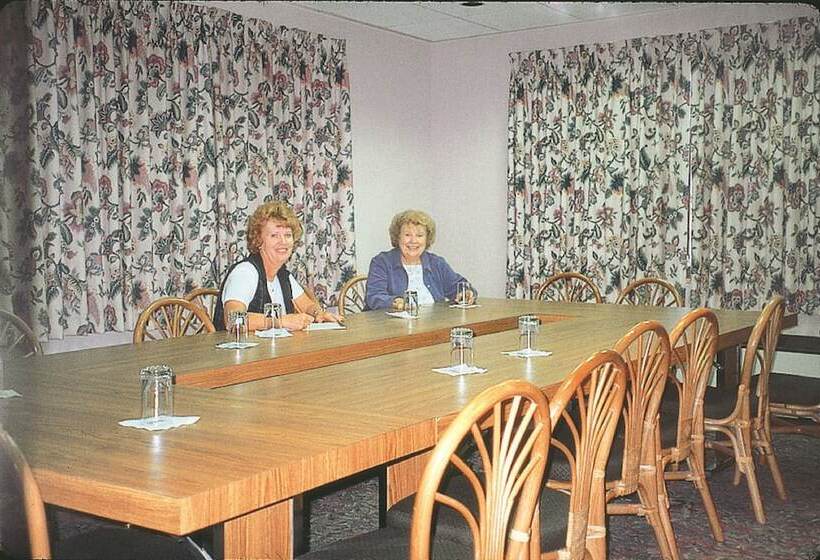 فندق Meadow Court Inn  Ithaca