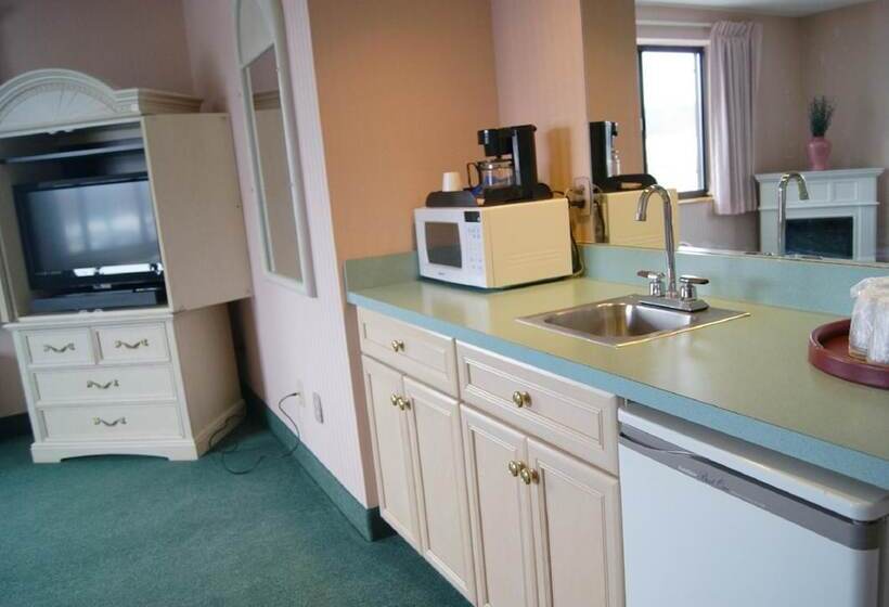 فندق Meadow Court Inn  Ithaca