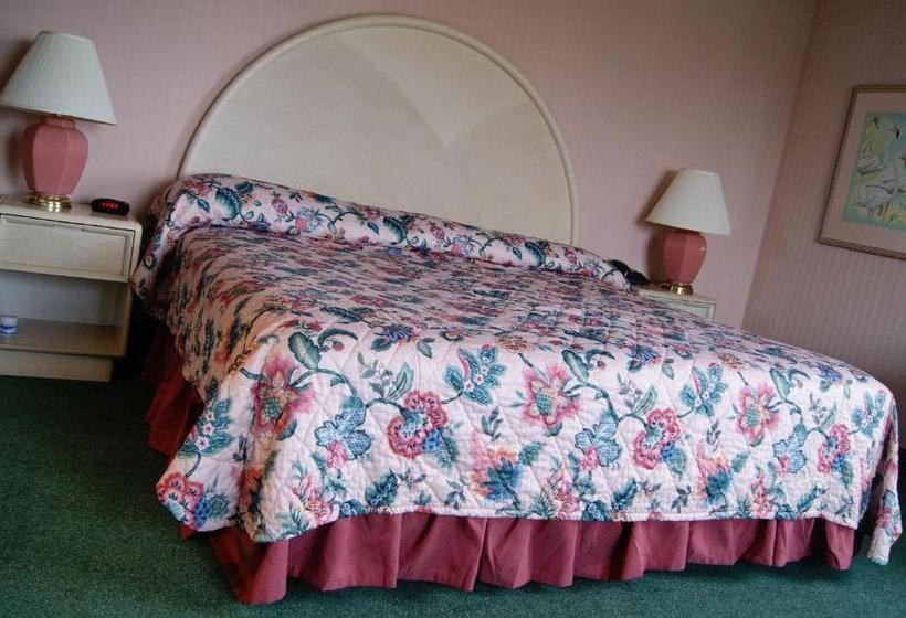 فندق Meadow Court Inn  Ithaca