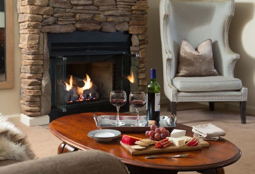 فندق Meadowbrook Inn