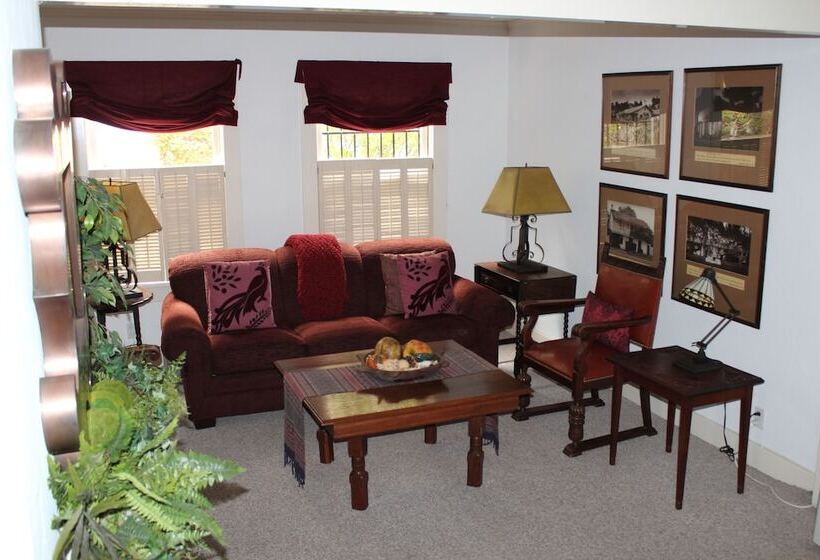 فندق Merritt House