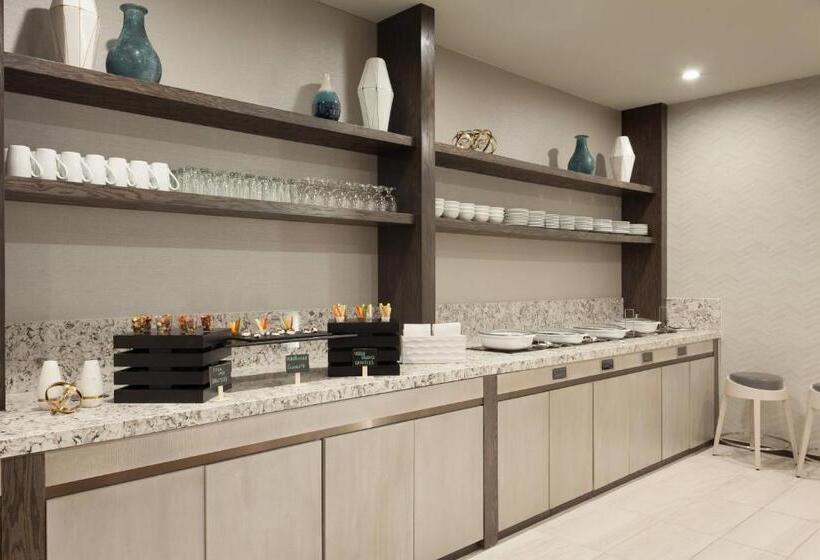 בית מלון כפרי Miami Airport Marriott