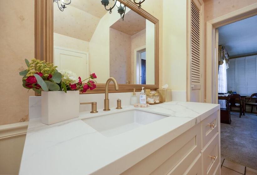 בית מלון כפרי Mill Rose Inn