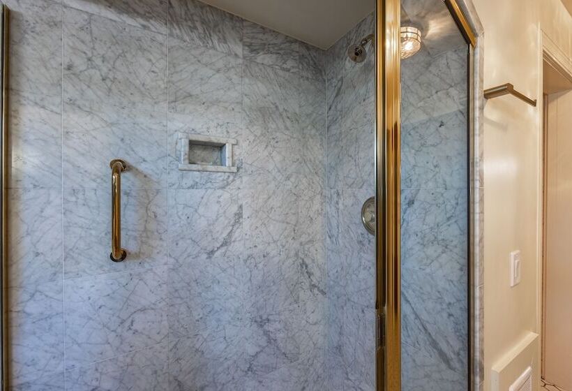 בית מלון כפרי Mill Rose Inn