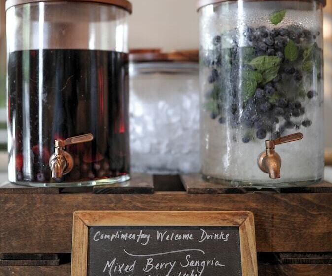 فندق Mill Street Inn