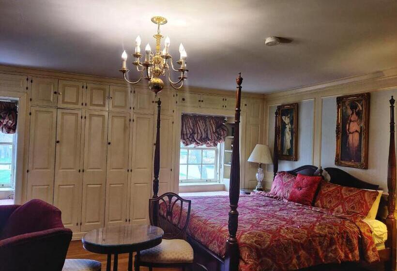 فندق Montague Inn Bed & Breakfast