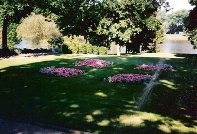 فندق Montague Inn Bed & Breakfast