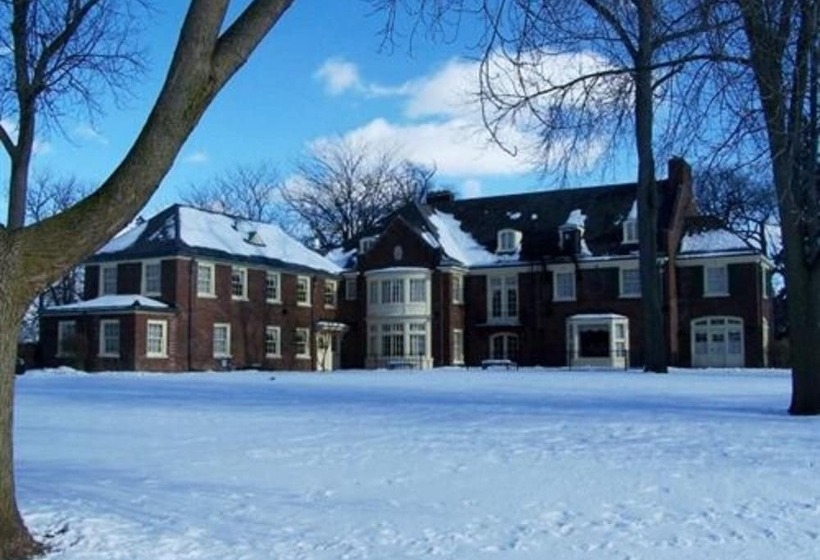 فندق Montague Inn Bed & Breakfast