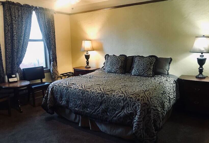 Отель Monte Vista