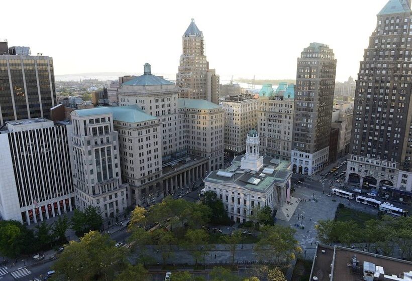 فندق New York Marriott At The Brooklyn Bridge