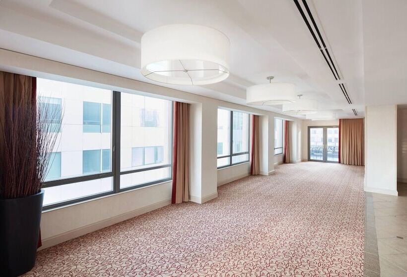 فندق New York Marriott At The Brooklyn Bridge