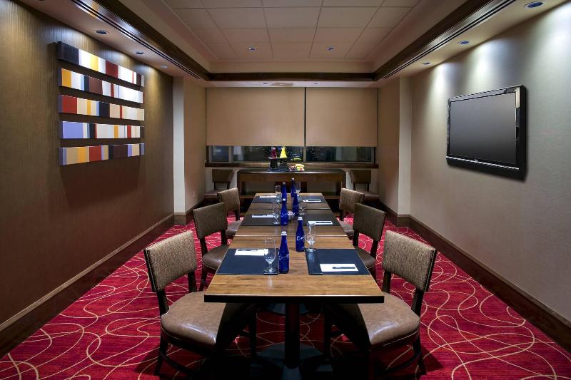 هتل Philadelphia Airport Marriott