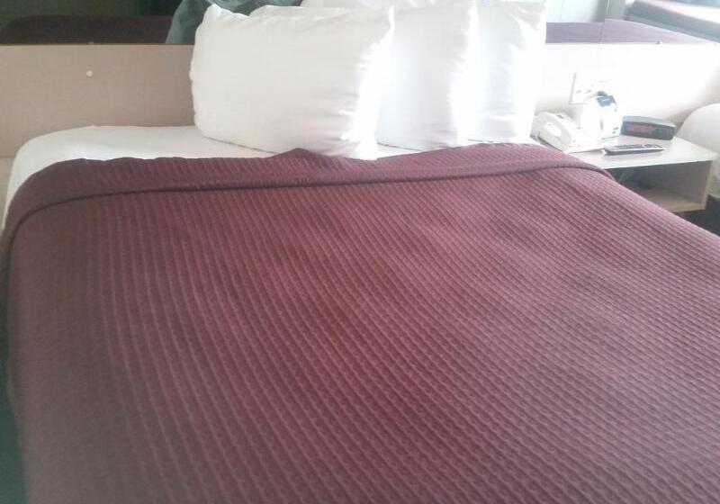 فندق Quality Inn Grove City  Columbus South