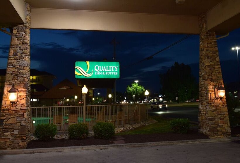 هتل Quality Inn & Suites At Dollywood Lane