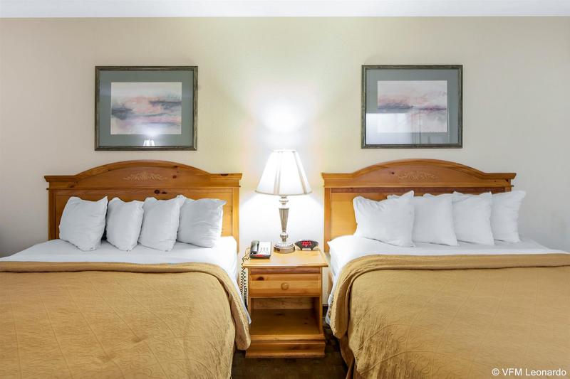 هتل Quality Inn & Suites At Dollywood Lane