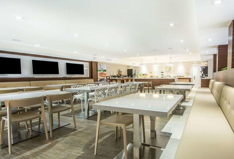 酒店 Quality Inn & Suites By The Parks