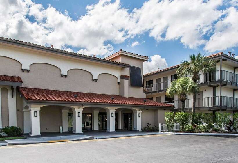 酒店 Quality Inn & Suites By The Parks