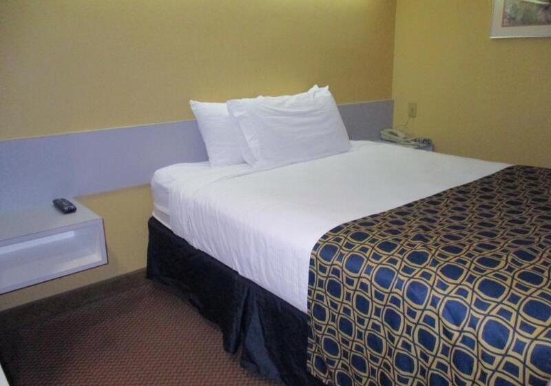 ホテル Quality Inn & Suites Watertown Fort Drum