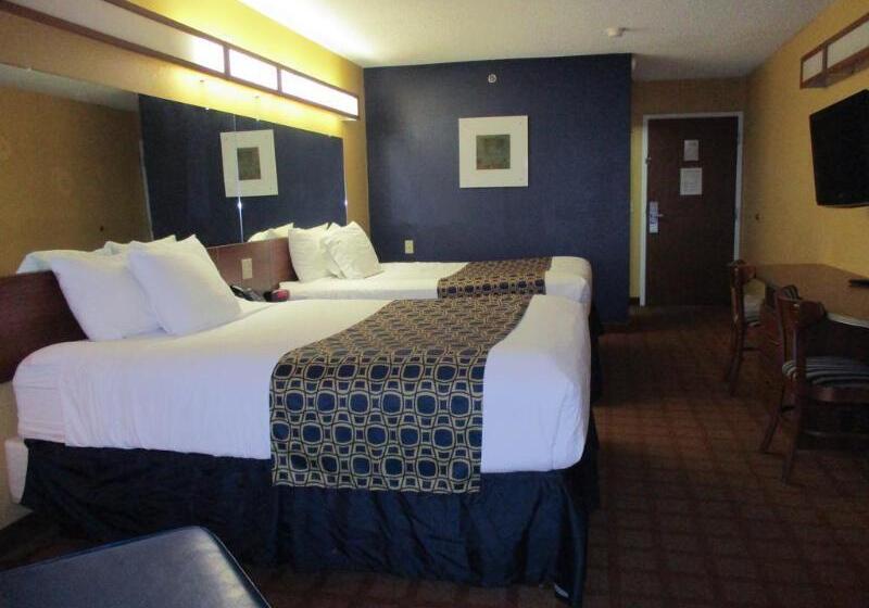 ホテル Quality Inn & Suites Watertown Fort Drum