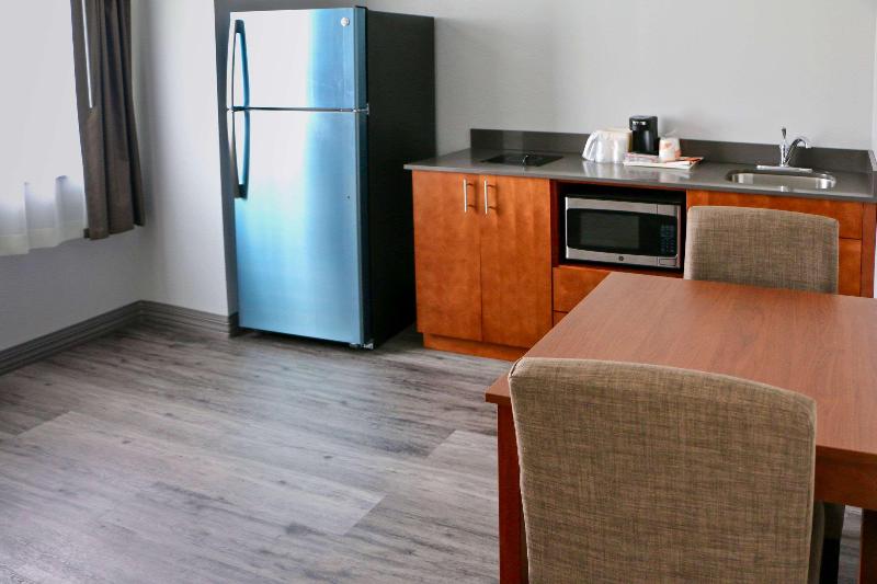 ホテル Quality Inn & Suites Watertown Fort Drum