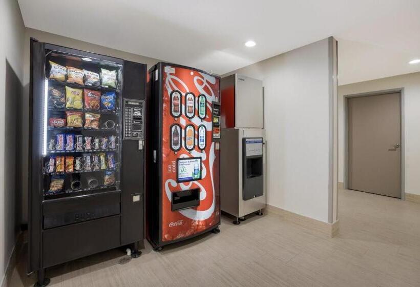 בית מלון כפרי Red Roof Inn Sulphur