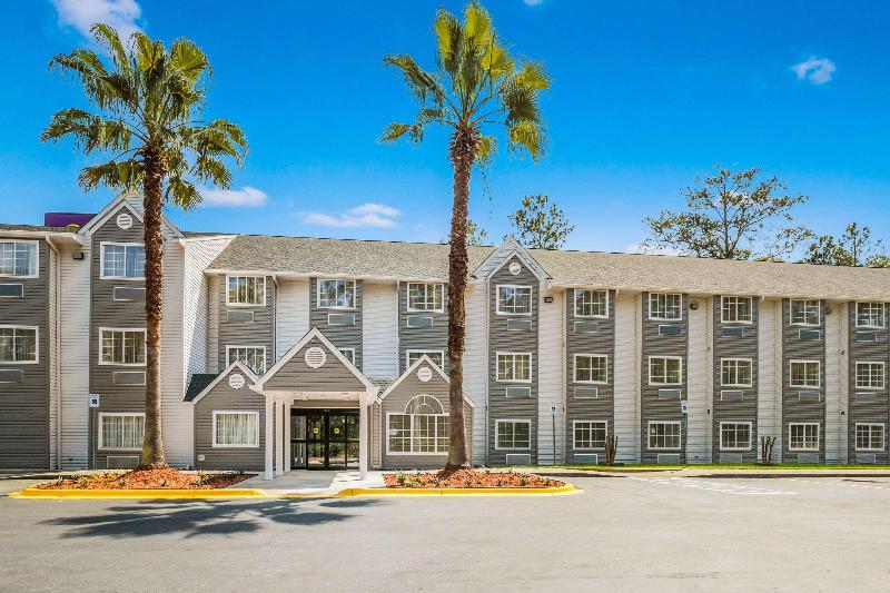 בית מלון כפרי Sleep Inn & Suites Tallahasseecapitol